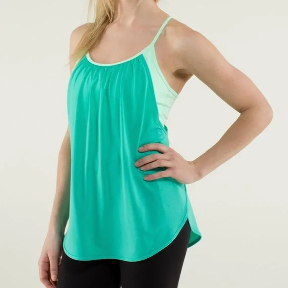 Lululemon Tuck Me In Tank - Picture 5 of 6